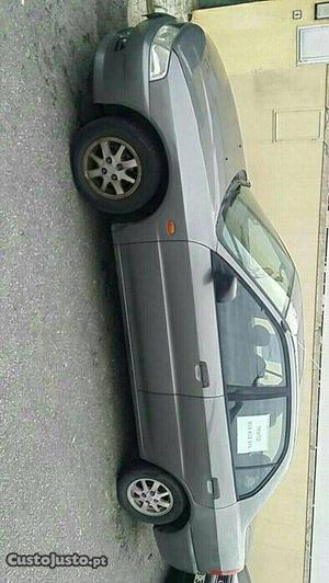 Mitsubishi Lancer 1.3 Março/99 - à venda - Ligeiros