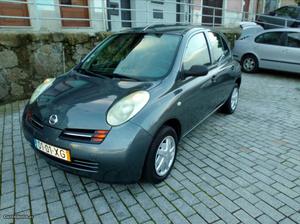 Nissan Micra 1.0cc/D.assistida Março/04 - à venda -