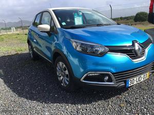 Renault Captur prestije Setembro/15 - à venda - Ligeiros