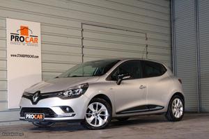 Renault Clio 0.9 TCe Limited Maio/17 - à venda - Ligeiros