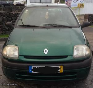 Renault Clio 1.2 Fevereiro/99 - à venda - Ligeiros