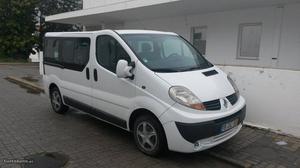 Renault Trafic 2.0dci 115cv 9lug Março/07 - à venda -