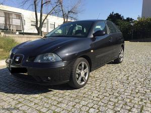 Seat Ibiza 1.4 TDI Março/05 - à venda - Ligeiros