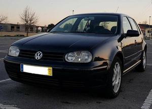 VW Golf 1.6 SR - Gasolina Dezembro/99 - à venda - Ligeiros
