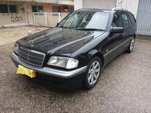 Mercedes-Benz C 220 CDI 125 cav Agosto/98 - à venda -