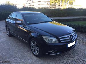 Mercedes-Benz C 220 CDI Avantg.  Março/07 - à venda