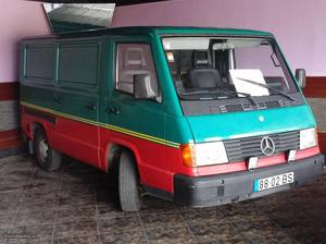 Mercedes-Benz MB 100 Março/93 - à venda - Comerciais /