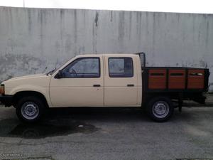 Nissan Pick Up cab dup d,assis 92 Setembro/91 - à venda -