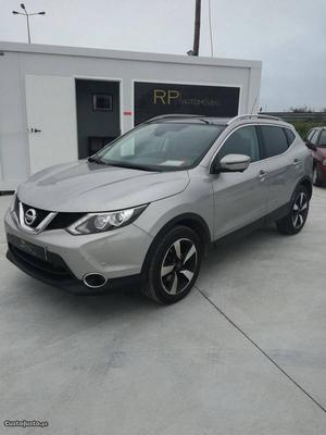 Nissan Qashqai 1.5 DCI Maio/16 - à venda - Monovolume /