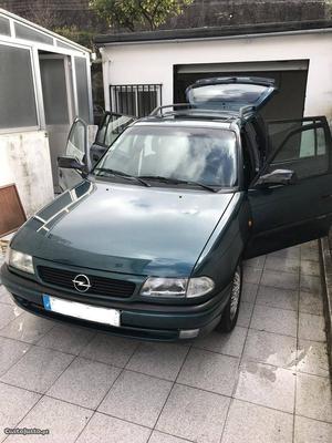 Opel Astra Caravan Maio/97 - à venda - Ligeiros