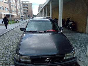 Opel Astra  motor izozo Maio/95 - à venda - Ligeiros