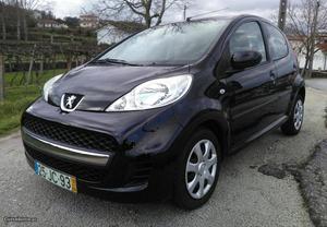 Peugeot  portas Abril/10 - à venda - Ligeiros