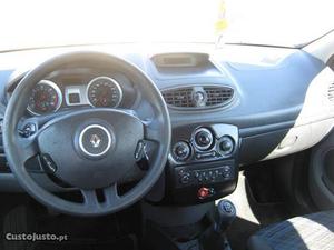 Renault Clio DIESEL 5 LUGARES AC Julho/06 - à venda -