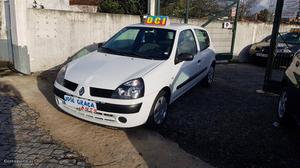 Renault Clio Van 1.5 DCI  Abril/06 - à venda -