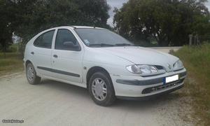 Renault Mégane 1.9 D com ac Agosto/98 - à venda -