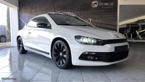 VW Scirocco 2.0 TDi Sport Julho/10 - à venda - Ligeiros