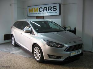 Ford Focus SW AUTOMATICO Maio/16 - à venda - Ligeiros