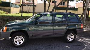 Jeep Cherokee 2.5 td Novembro/97 - à venda - Ligeiros