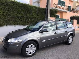 Renault Mégane 1.5 dci Outubro/05 - à venda - Ligeiros