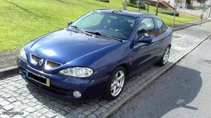 Renault Mégane COUPÉ Maio/02 - à venda - Descapotável /