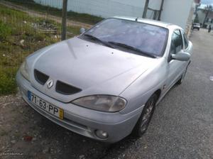 Renault Mégane Coupé Junho/00 - à venda - Ligeiros