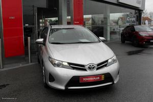 Toyota Auris TS 1.4d active+AC Agosto/14 - à venda -