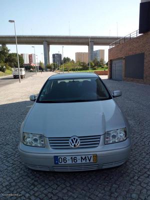 VW Bora Trende line Março/99 - à venda - Ligeiros