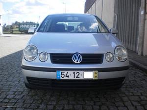 VW Polo Confortline Maio/02 - à venda - Ligeiros