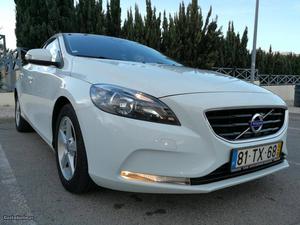 Volvo V40 D2 Setembro/14 - à venda - Ligeiros Passageiros,