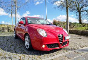 Alfa Romeo Mito 1.3 JTD (Pele + GPS) Abril/11 - à venda -