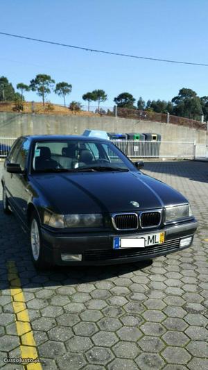 BMW  tds touring Fevereiro/98 - à venda - Ligeiros