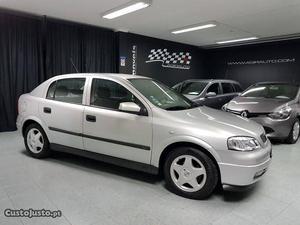 Opel Astra 1.4 Elegance Agosto/00 - à venda - Ligeiros