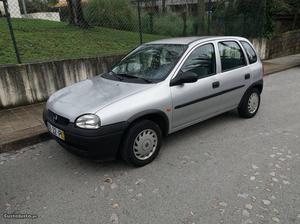 Opel Corsa  potência Maio/00 - à venda - Ligeiros