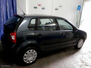 VW Polo 1.2 A/C  Km Fevereiro/04 - à venda - Ligeiros