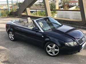 Audi A4 Cabrio 1.8 T Março/04 - à venda - Descapotável /