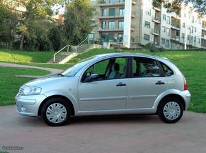 Citroën C3 1.1 Março/05 - à venda - Ligeiros Passageiros,