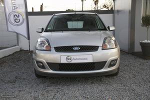 Ford Fiesta 1.4 tdci Sportvan Fevereiro/08 - à venda -