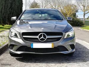 Mercedes-Benz CLA 200 CDI Aceito Retoma Fevereiro/14 - à