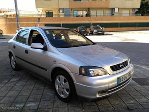 Opel Astra v ELEGANCE Junho/02 - à venda - Ligeiros