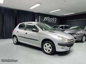 Peugeot  XT -A/C Abril/01 - à venda - Ligeiros