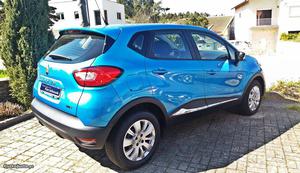 Renault Captur 1.5dCi Sport Abril/17 - à venda - Ligeiros