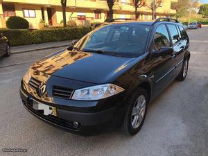 Renault Mégane 1.5 dci Abril/05 - à venda - Ligeiros