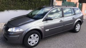 Renault Mégane 1.5 dci Novembro/05 - à venda - Ligeiros