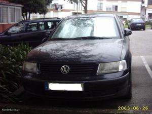 VW Passat 1.8 turbo Agosto/97 - à venda - Ligeiros