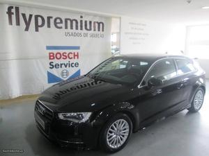 Audi A3 1.6 TDi Ultra 110 Cv Janeiro/16 - à venda -