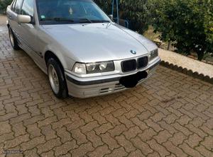 BMW 325 ei Maio/93 - à venda - Ligeiros Passageiros,