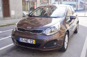 Kia Rio 1.2i km GPS Agosto/12 - à venda - Ligeiros