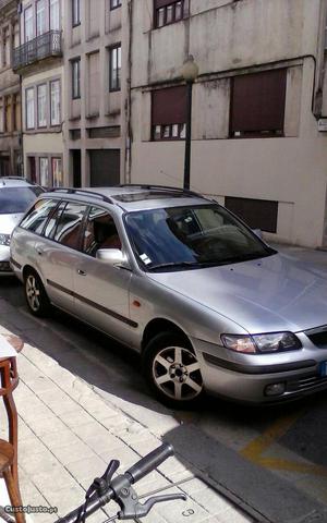 Mazda 626 carrinha Abril/99 - à venda - Ligeiros