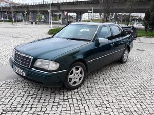 Mercedes-Benz C 220 Clasic Abril/96 - à venda - Ligeiros