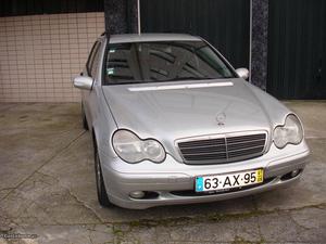 Mercedes-Benz C 220 Station automática Agosto/01 - à venda